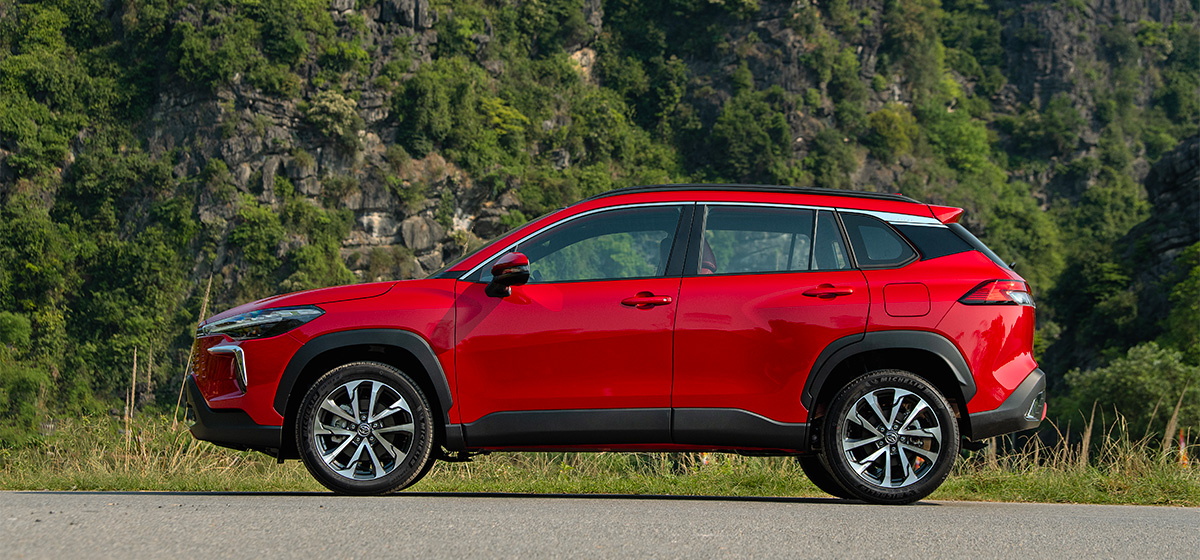 Toyota Corolla Cross 2024 đỏ